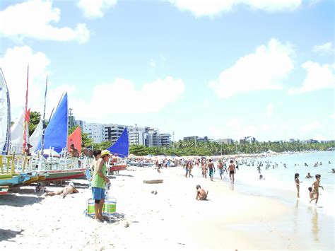 Everybody Dies but not Everybody Lives (in Brazil): Maceió, a tour through the senses