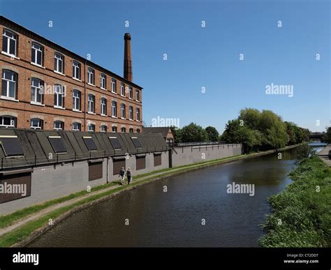 The Grand Union Canal at Loughborough, Leicestershire, England Stock ...