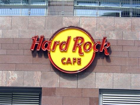 History of All Logos: All Hard Rock Cafe Logos