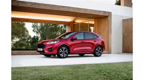 Ford Escape/Kuga PHEV: Specs, Images, Videos