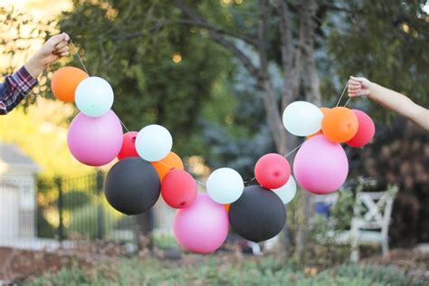 10 Awesome DIY Balloons Decorations at Home - WanderGlobe