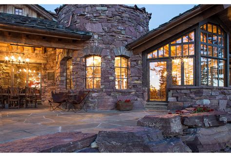 Great Northern Lodge, Whitefish, Montana - Centre Sky Architecture