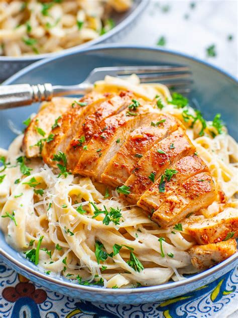 Skinny Chicken Fettuccine Alfredo Recipe (video) - Tatyanas Everyday Food