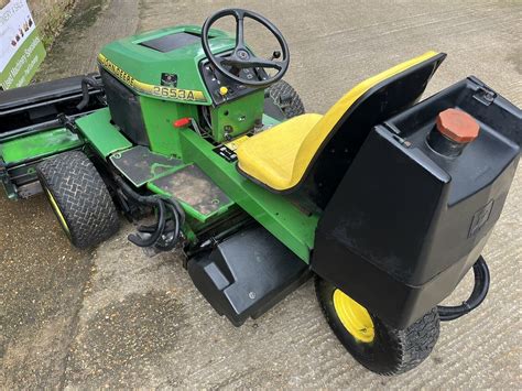 John Deere 2653 A Ride On Cylinder Mower triple sit on compact cricket ...