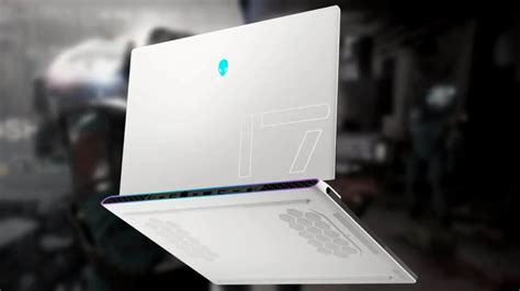 Alienware seems to be teasing an 18-inch gaming laptop