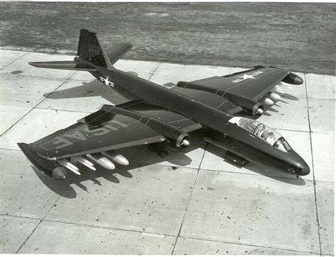 B-57 Canberra 4 | Military aircraft, Aircraft, Reconnaissance aircraft