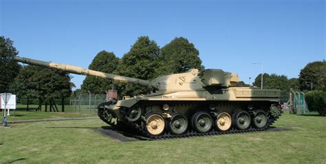 File:Chieftain tank outside Ashchurch depot.jpg - Wikimedia Commons