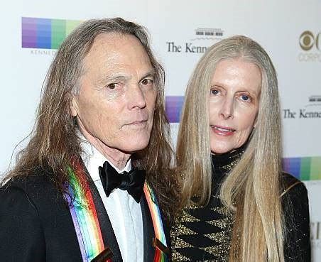 Timothy Schmit is Married to Wife: Jean Cromie. Past Relationships, 3 ...