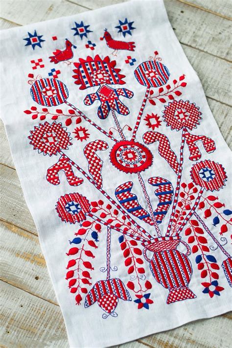 Ukrainian Traditional Embroidered Rushnyk - Etsy | Crewel embroidery ...