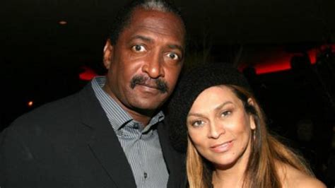 Beyoncé’s Parents - Tina & Mathew Knowles' Full Bio