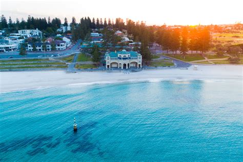 P12 - Cottesloe Beach, Perth - Base Imagery