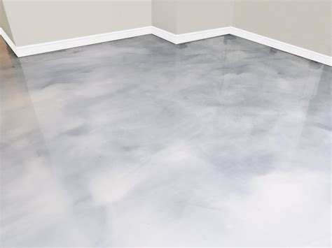 Residential Basement - Platinum Metallic Epoxy Floor