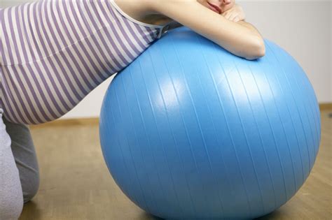 Using an Exercise Ball for Labor Comfort