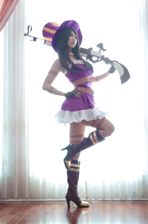 Caitlyn Cosplay (League of Legends) by QTxPie on DeviantArt