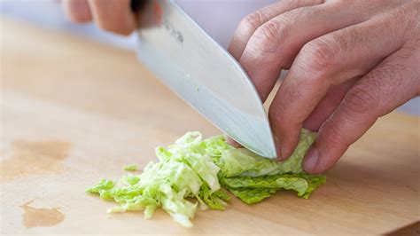 Knife Skills & Vegetable Cuts - Online Culinary School (OCS)