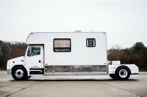 This Freightliner Toter Home Is Both RV And Tow Vehicle