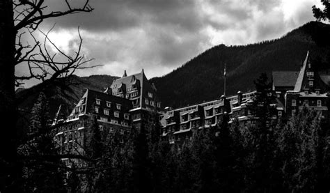 Fairmont Banff Springs | Room 873, Where Scary Things Are Born