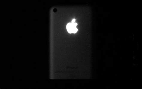 Glowing Apple Logo iPhone Mod