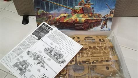 King Tiger 1/35 Tank Model Kit Tamiya, Hobbies & Toys, Toys & Games on Carousell