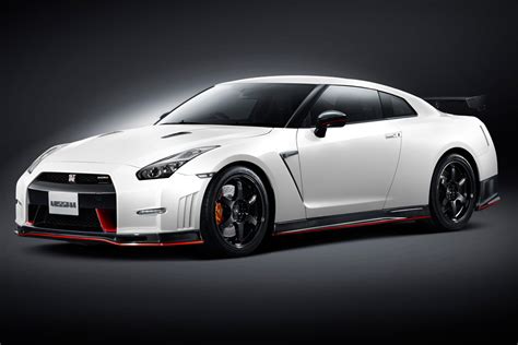 Nissan GT-R Nismo | Uncrate