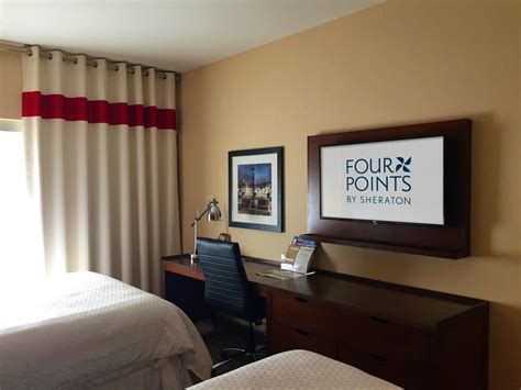 Four Points by Sheraton Niagara Falls Fallsview | Niagara Falls Hotels