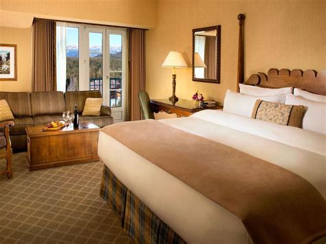 Fairmont Chateau Whistler Hotel in Whistler (BC) - Room Deals, Photos & Reviews