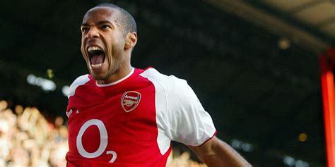 Thierry Henry 2003/04: Musim Sempurna Sang Legenda Arsenal - Bola.net