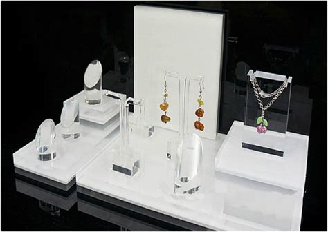 The 20 Best Jewelry Display Sets | Zen Merchandiser