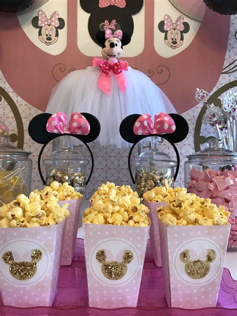 Minnie Mouse Birthday Party Ideas | Photo 10 of 15 | Minnie mouse party decorations, Minnie ...