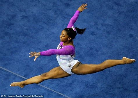 World champion gymnast Simone Biles wows with amazing floor routine | Simone biles, Gymnastics ...