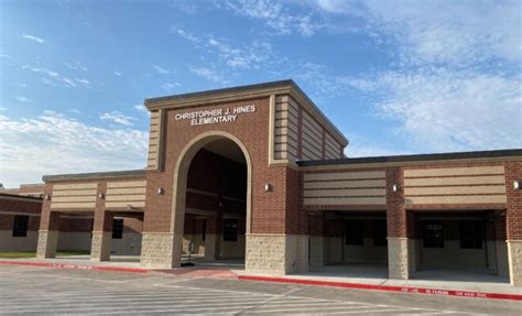 Hines Elementary Dedicated as Newest School in Conroe ISD - Hello Woodlands