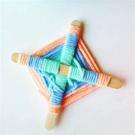 God's Eye Weaving Kid's Craft for Summer | Alpha Mom