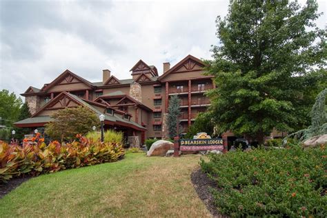 Photo Gallery - Bearskin Lodge | Gatlinburg hotels, Gatlinburg, Gatlinburg tn