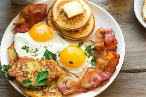 Best Breakfast in Panama City Beach? 9 Brunch Spots for YOU