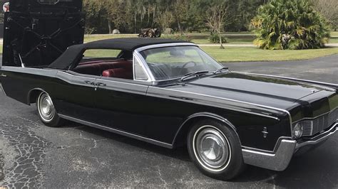 1967 Lincoln Continental Convertible | F290 | Kissimmee 2017