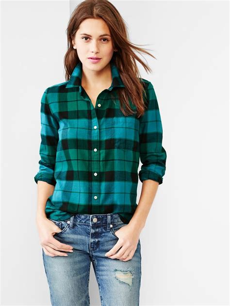 Fitted boyfriend plaid oxford shirt | Gap | Green plaid shirt, Flannel ...