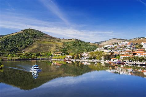 1 Day Douro River Cruise to Pinhão – Leaving from Porto