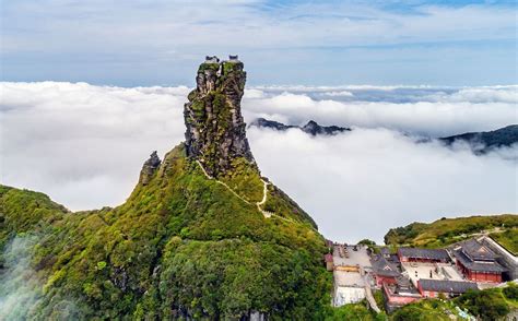 The Temples of Mount Fanjing | Amusing Planet