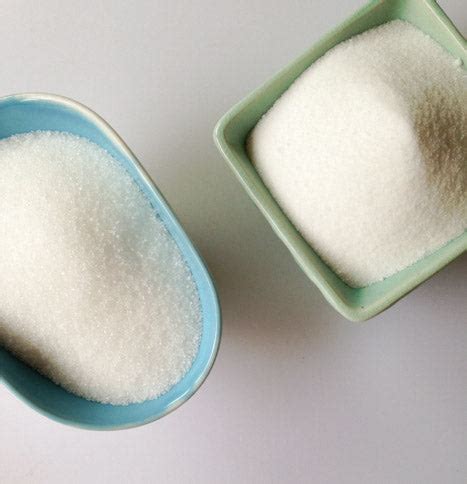 Caster Vs Granulated Sugar – BakeClub