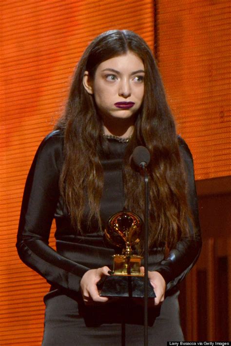 Lorde Made This Face When She Won A Grammy | HuffPost