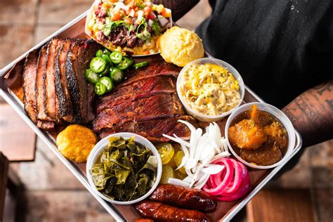 Smokey Joe’s BBQ: Second generation tweaks 32-year-old legacy - Oak Cliff