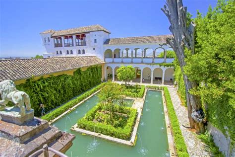 Alhambra & Nasrid Palace: Private Tour with Tickets | GetYourGuide