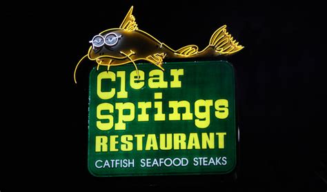 NEW BRAUNFELS - Clear Springs Restaurant - Seafood Restaurant in TX