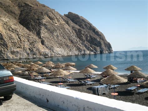 Perissa in Santorini hotels and information about Perissa in Santorini Cyclades Greece