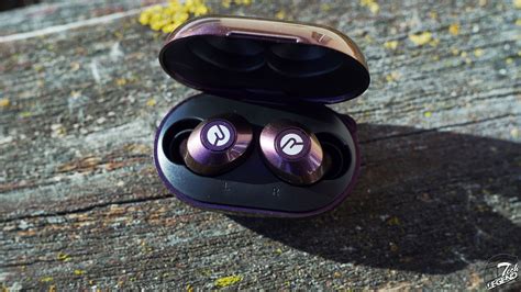 Raycon The Everyday Earbuds Limited Edition