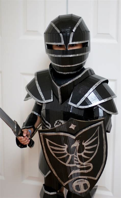 DIY Shows How to Make Your Kid a Cardboard Knight in Armor | Cardboard ...