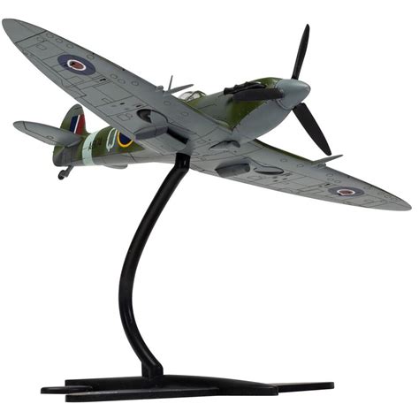 Airfix Supermarine Spitfire Mk.Vc Aircraft Starter Set Model Kit A55001 ...