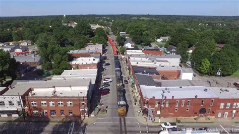 CSX Street Running in La Grange, Kentucky (drone video) - YouTube