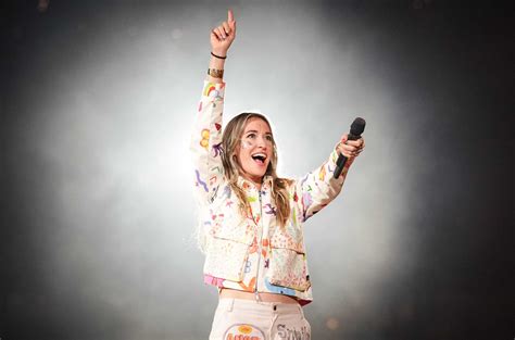 Lauren Daigle brings Christian pop to Houston Rodeo