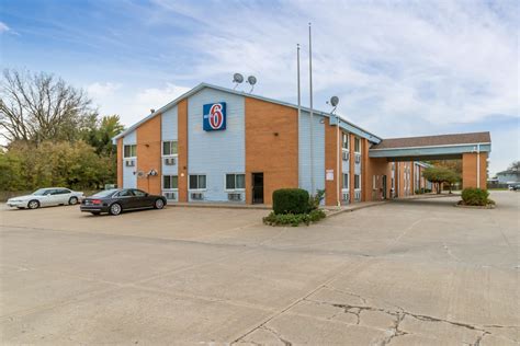 Motel 6 Davenport, IA Davenport, Iowa, US - Reservations.com